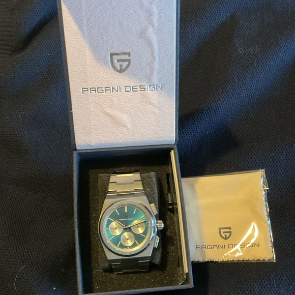 Excellent Pagani Design 1761 Chronograph w Box USA Seller - Picture 2 of 10